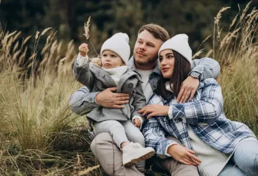 Воссоединение семьи в Молдова: как получить ВНЖ для супругов, родителей и родственников